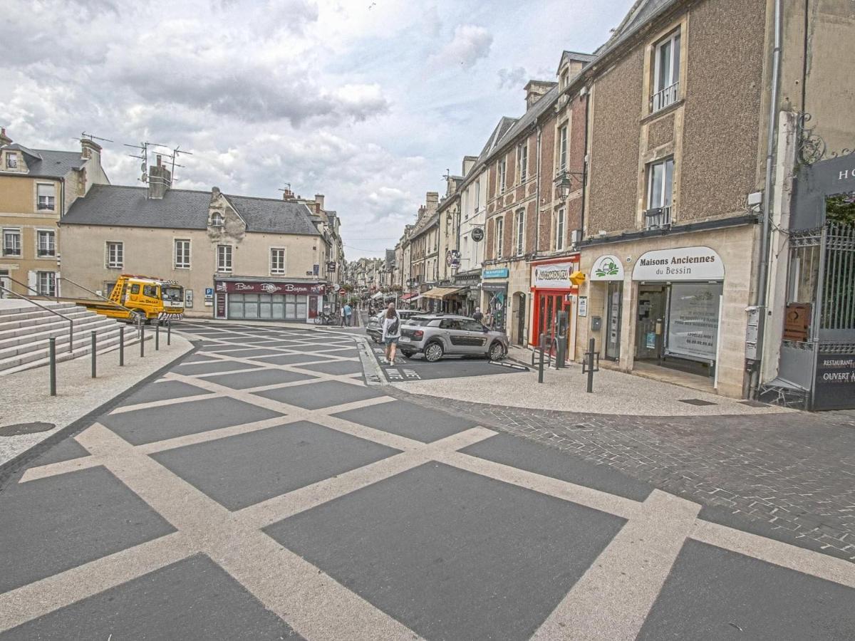 Modern Apartment In Bayeux Near Tapestry Museum Eksteriør billede