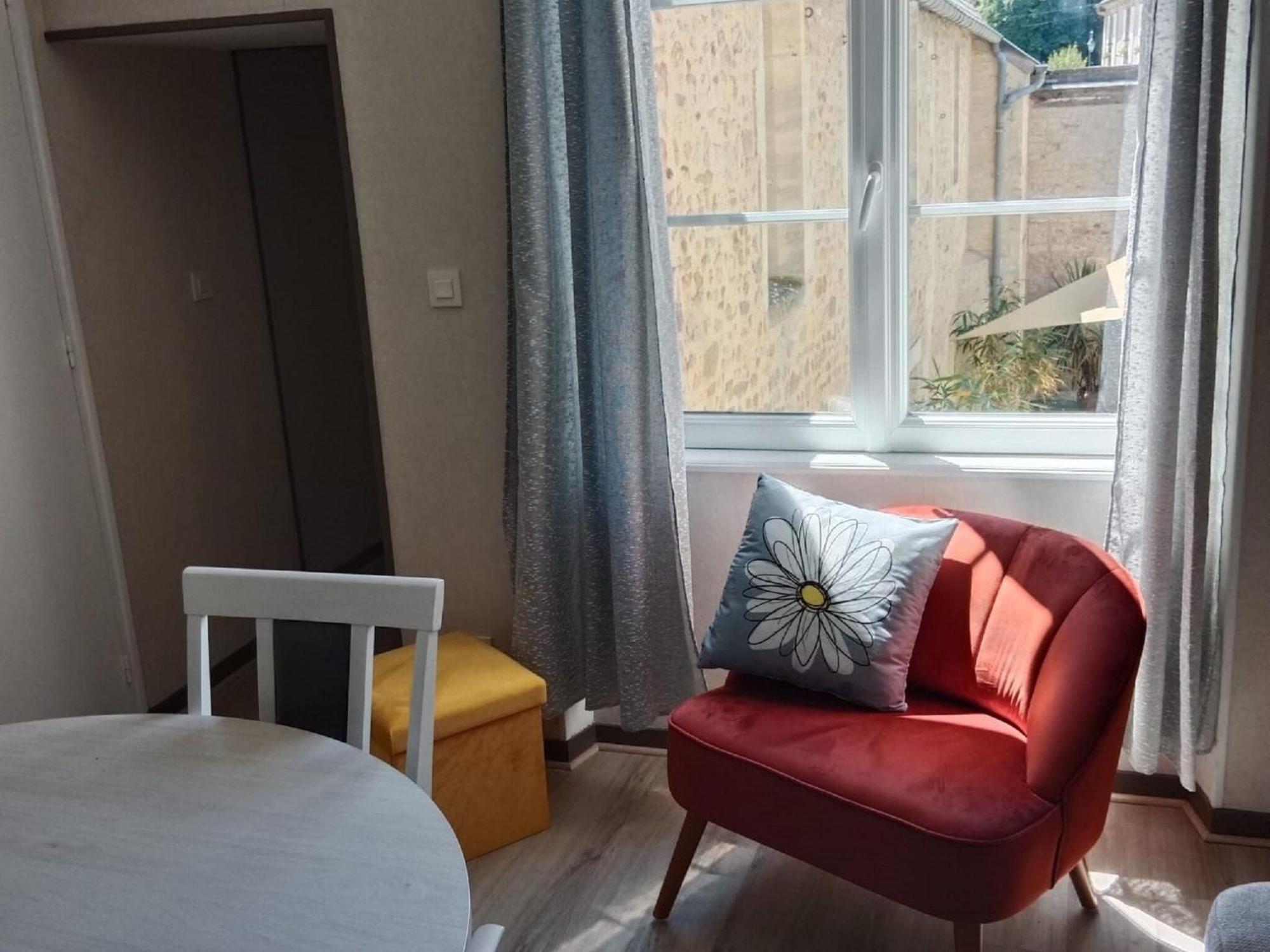 Modern Apartment In Bayeux Near Tapestry Museum Eksteriør billede